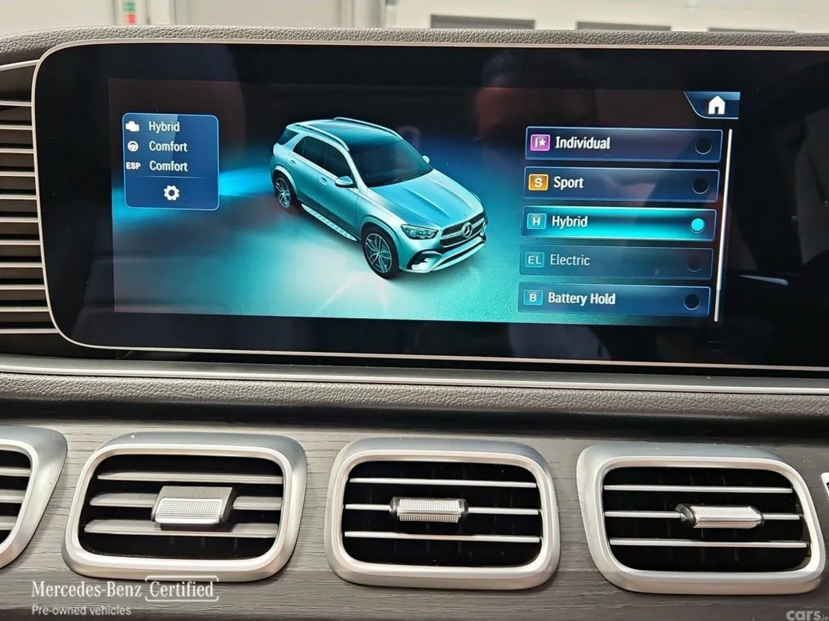 Mercedes-Benz GLE SUV, Diesel Plug-in Hybrid, 2027, Black