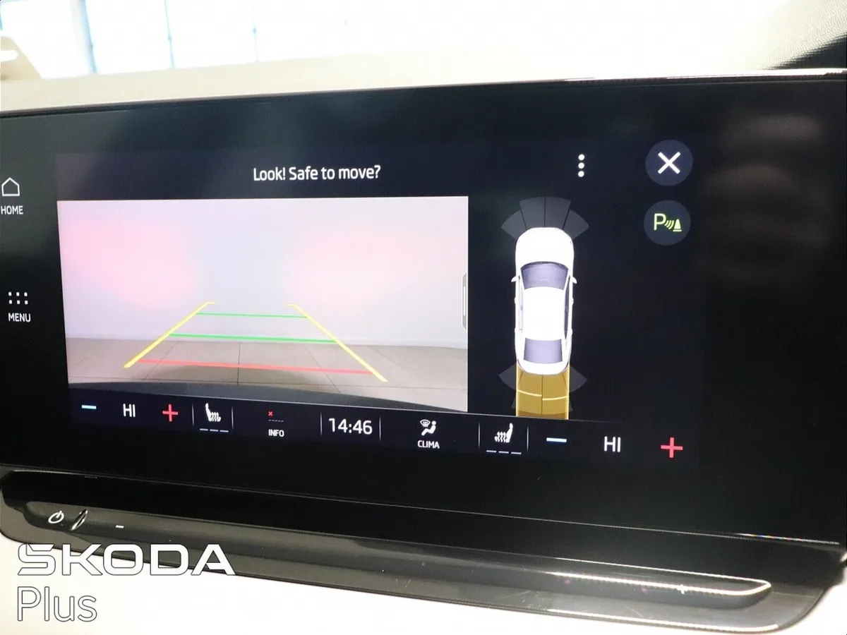 Skoda Octavia Saloon, Petrol, 2023, Grey