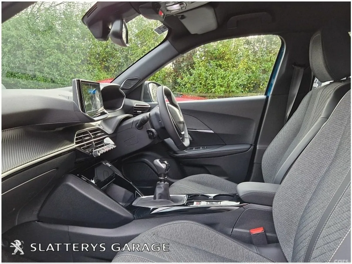 Peugeot 2008 SUV, Petrol, 2025, Blue