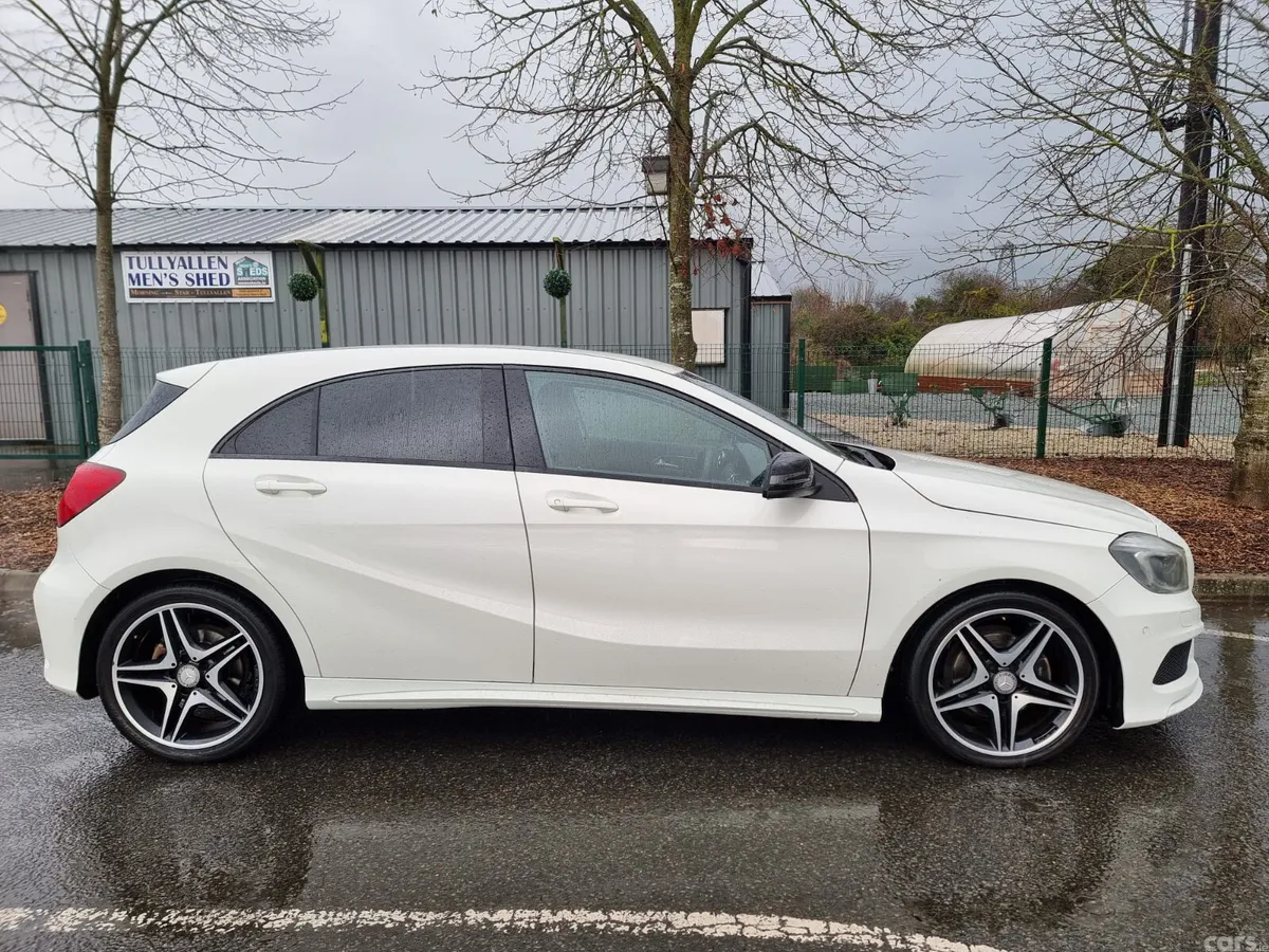 Mercedes-Benz A-Class Hatchback, Petrol, 2014, White