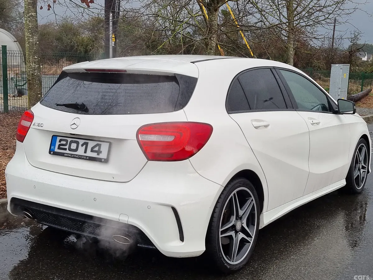 Mercedes-Benz A-Class Hatchback, Petrol, 2014, White