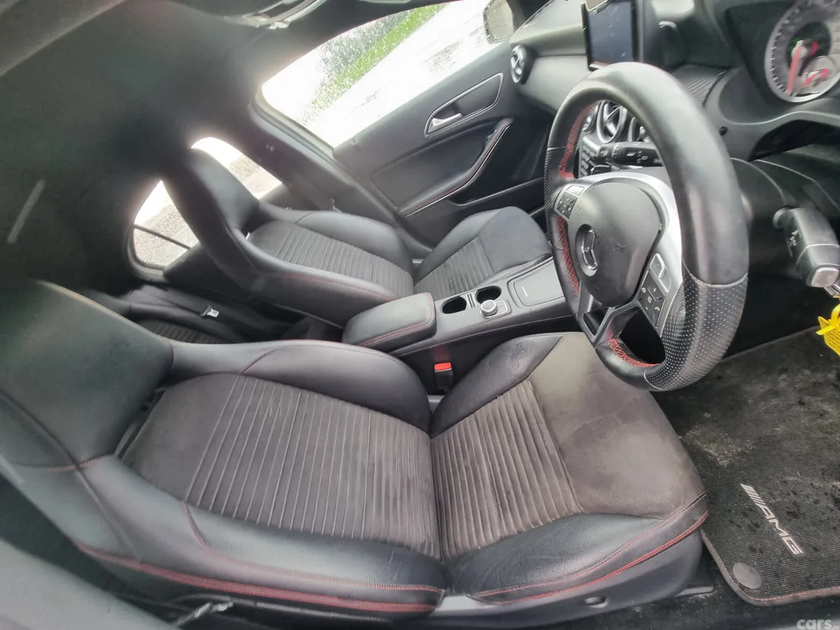Mercedes-Benz A-Class Hatchback, Petrol, 2014, White