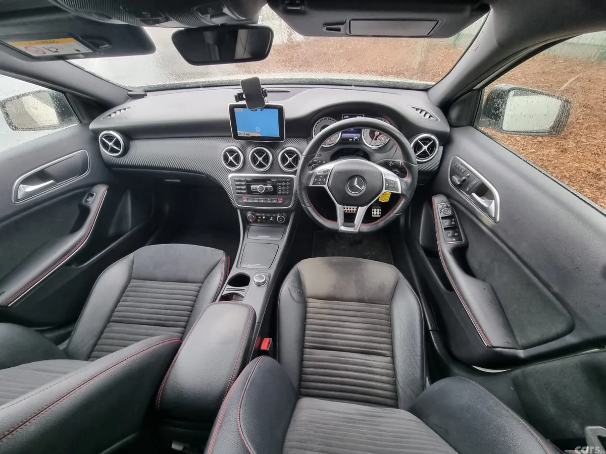 Mercedes-Benz A-Class Hatchback, Petrol, 2014, White