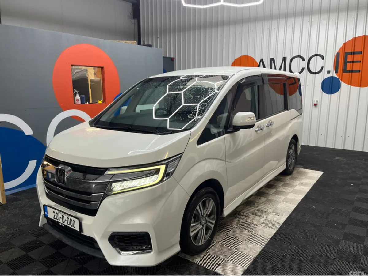 Honda Stepwagon MPV, Petrol Hybrid, 2020, White