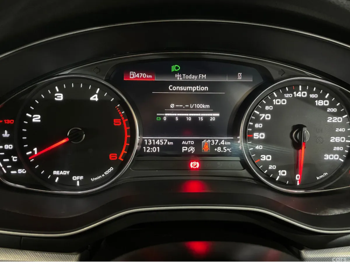 Audi A4 Saloon, Diesel, 2022, Grey