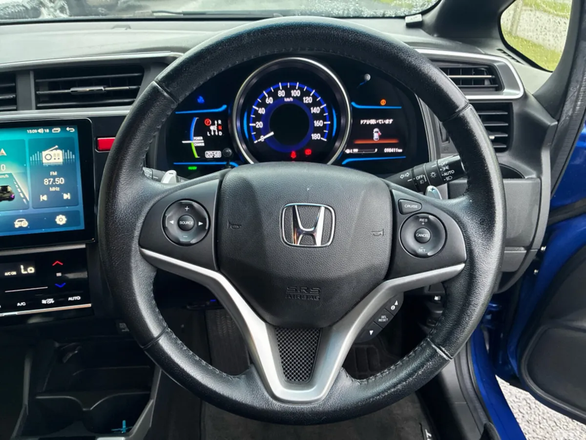 Honda Fit Hatchback, Petrol Hybrid, 2015, Blue