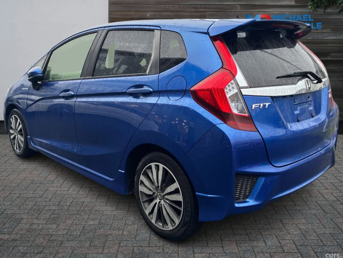 Honda Fit Hatchback, Petrol Hybrid, 2015, Blue