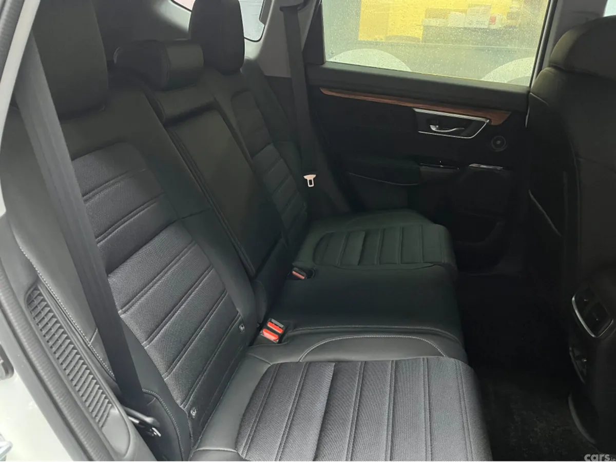 Honda CR-V SUV, Petrol Hybrid, 2022, White