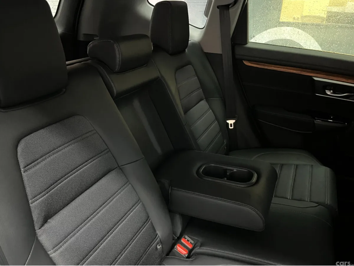 Honda CR-V SUV, Petrol Hybrid, 2022, White