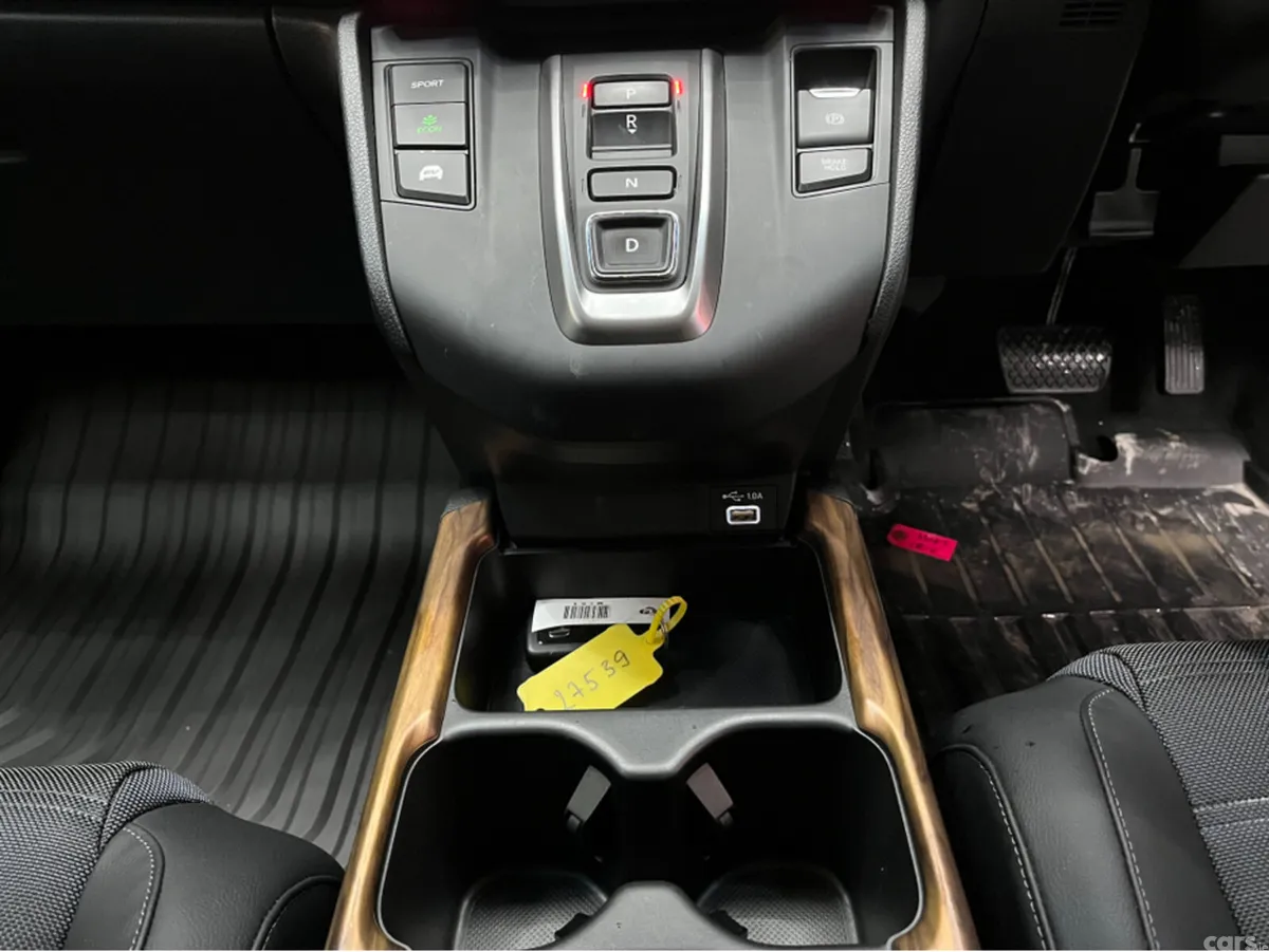 Honda CR-V SUV, Petrol Hybrid, 2022, White