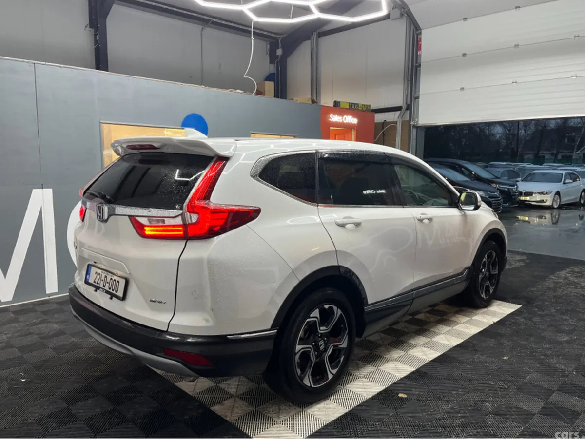 Honda CR-V SUV, Petrol Hybrid, 2022, White