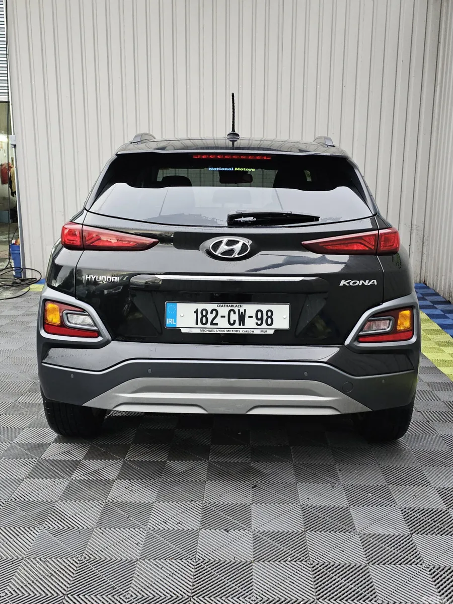Hyundai KONA MPV, Petrol, 2018, Black