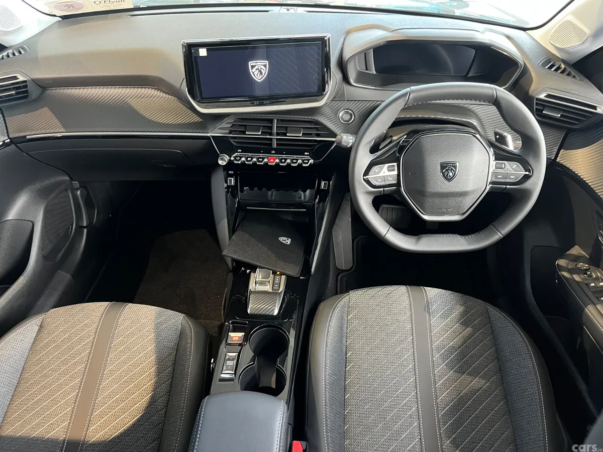 Peugeot 208 SUV, Petrol Hybrid, 2026, Blue