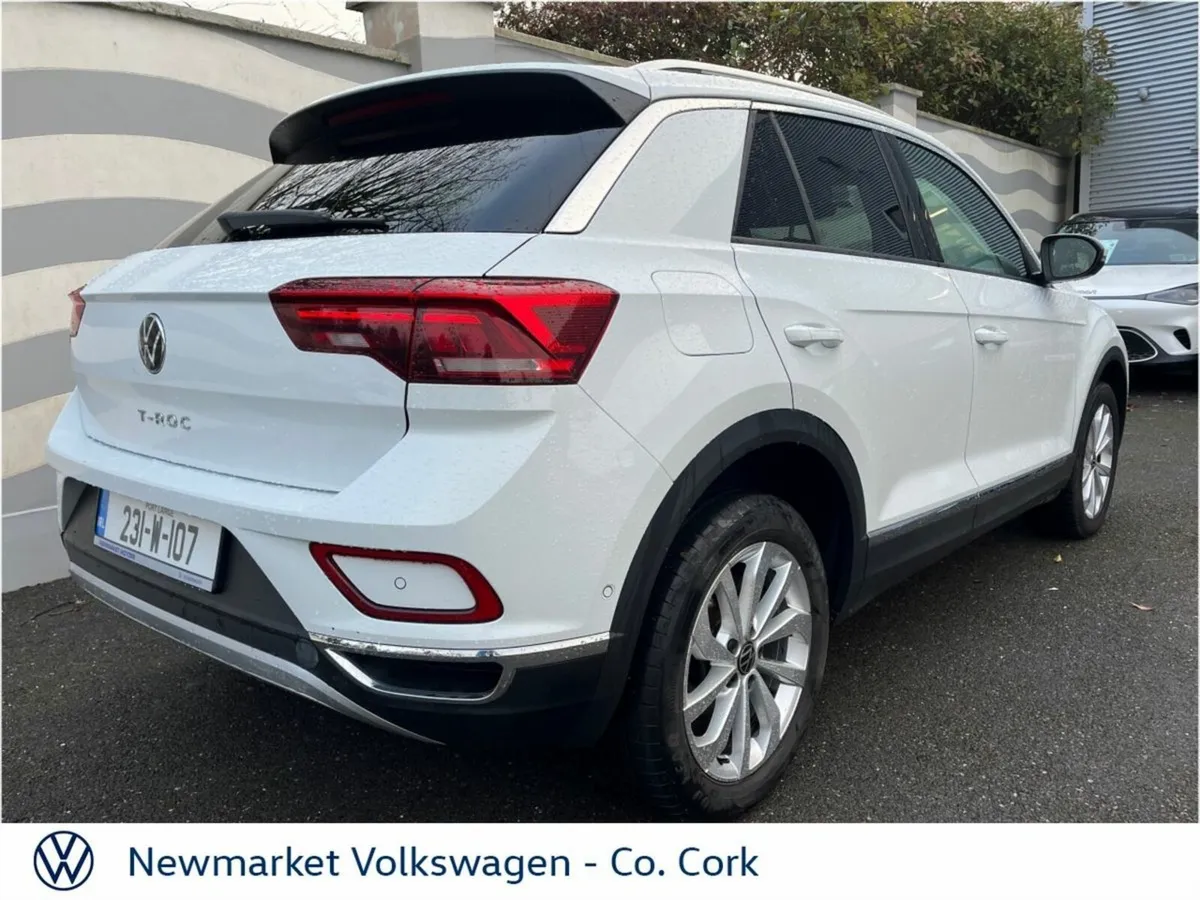 Volkswagen T-Roc SUV, Diesel, 2023, White