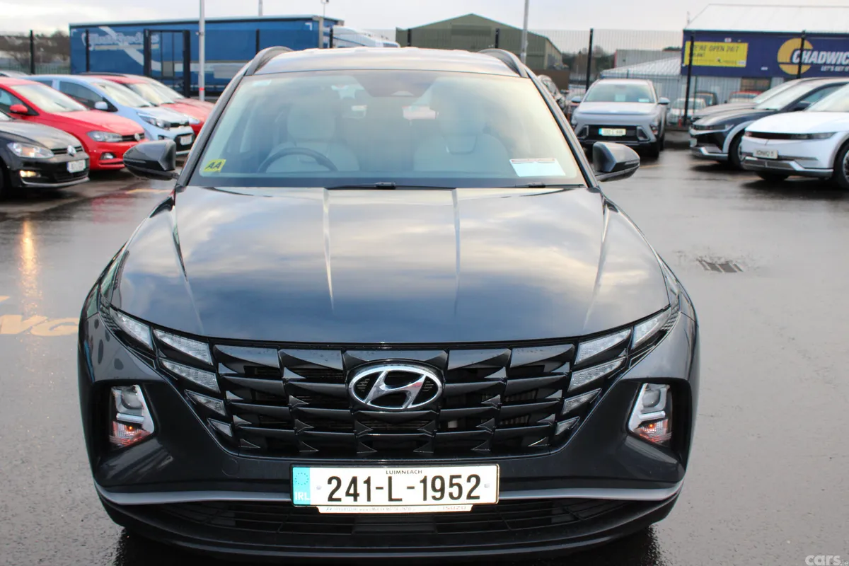 Hyundai Tucson SUV, Diesel, 2024, Grey