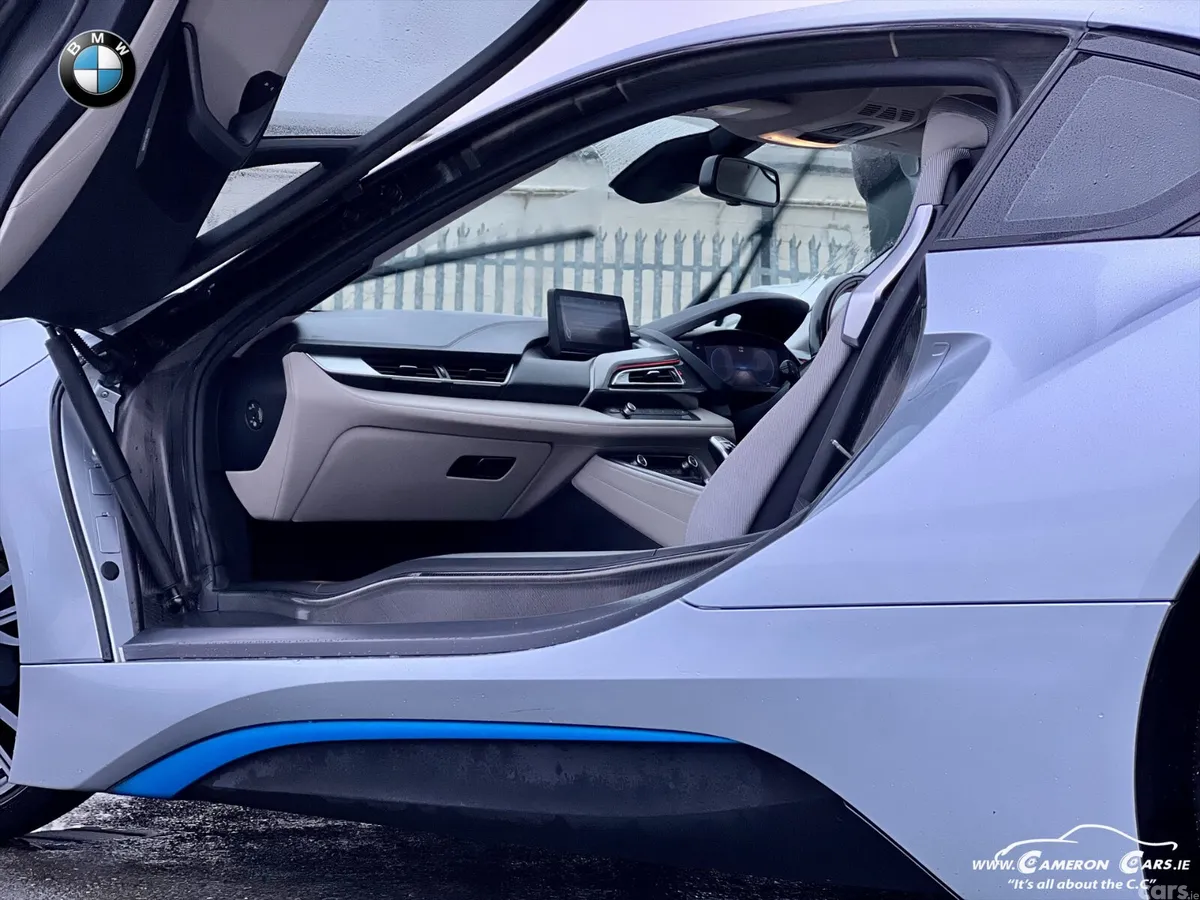 BMW i8 Coupe, Petrol Plug-in Hybrid, 2016, Silver