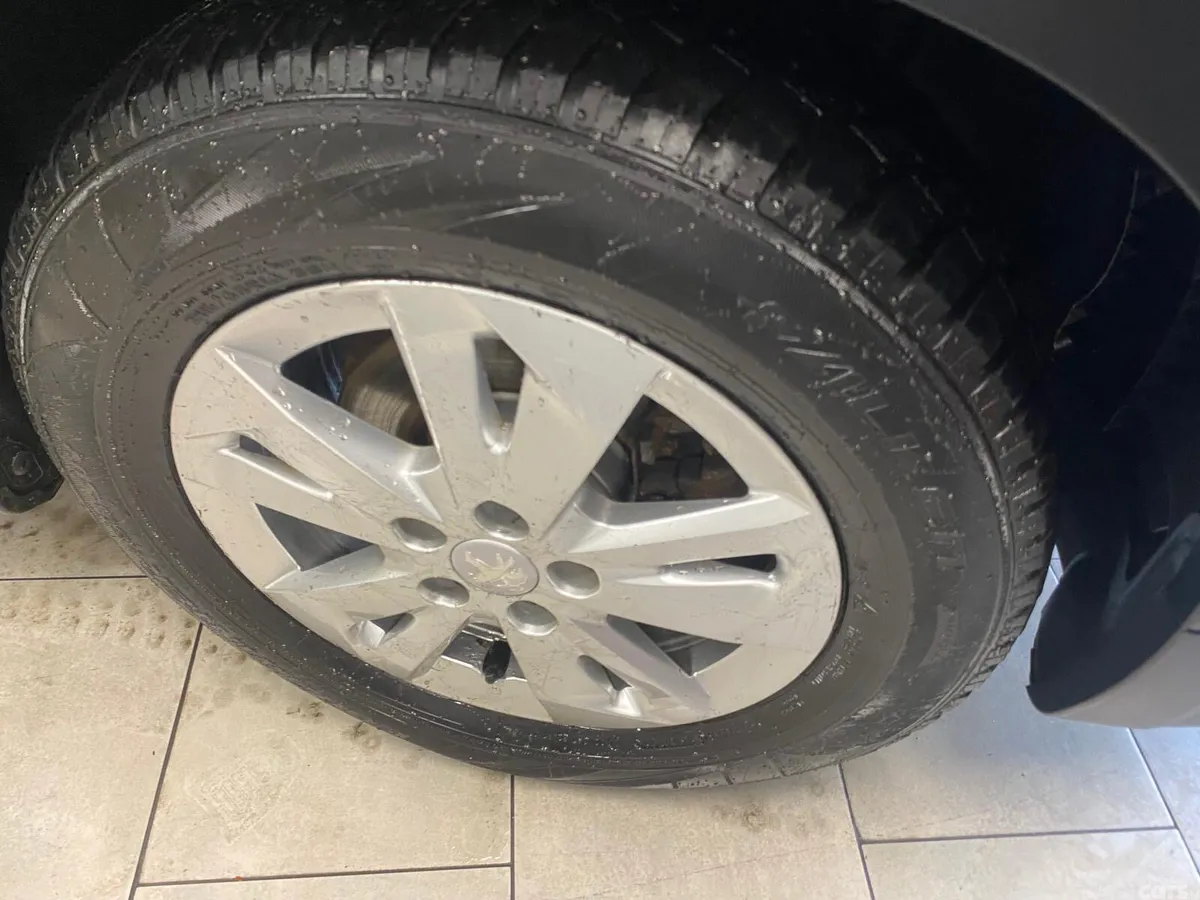 Peugeot Rifter MPV, Diesel, 2019, Grey