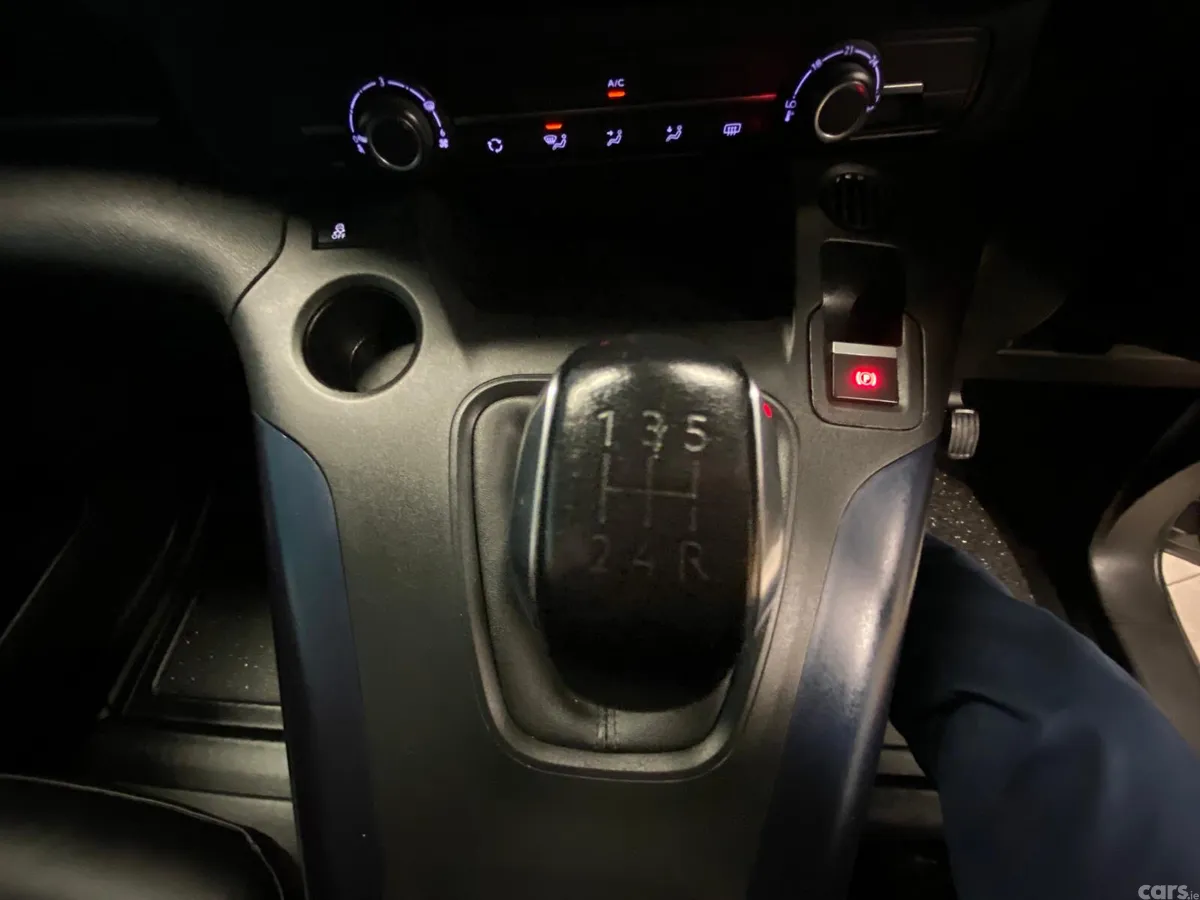 Peugeot Rifter MPV, Diesel, 2019, Grey