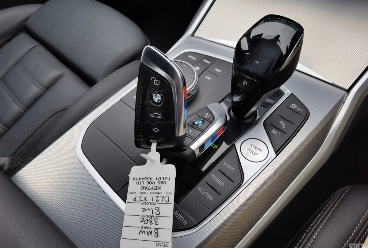 BMW 3-Series Saloon, Petrol Plug-in Hybrid, 2021, Blue