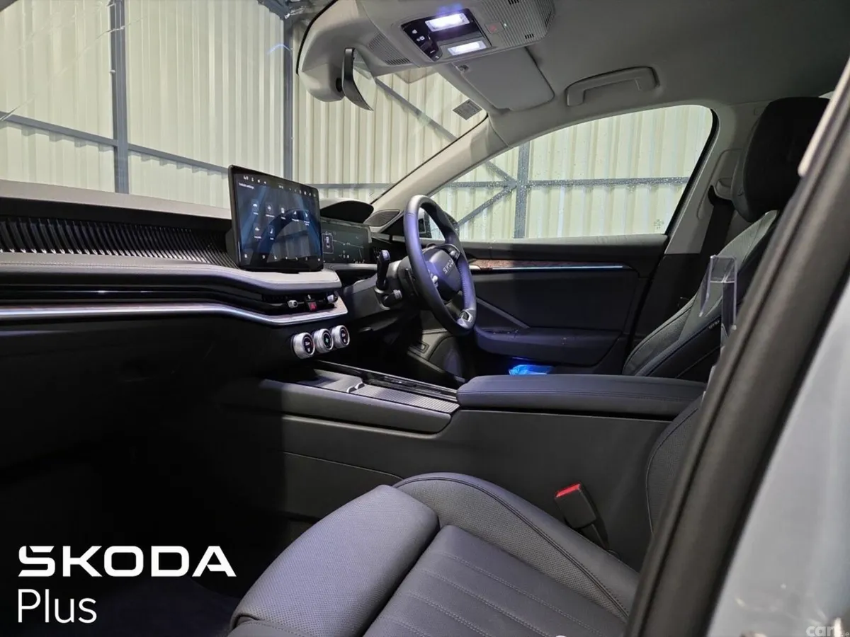 Skoda Superb Saloon, Diesel, 2025, Grey