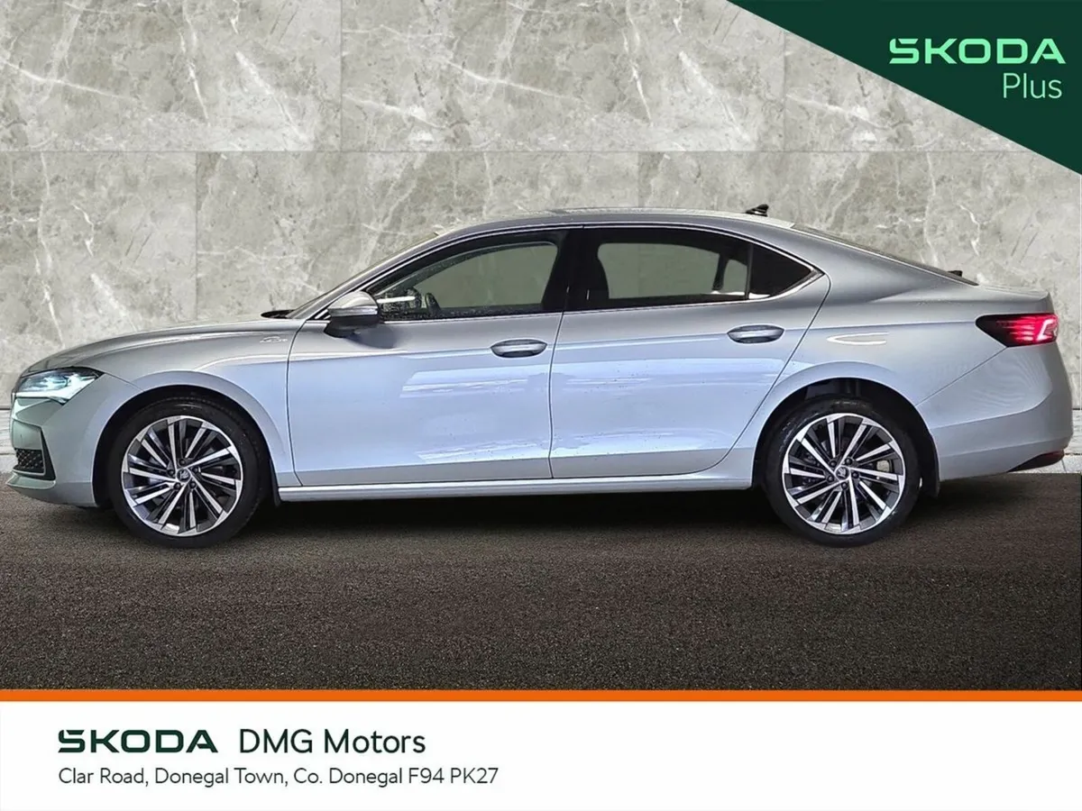 Skoda Superb Saloon, Diesel, 2025, Grey