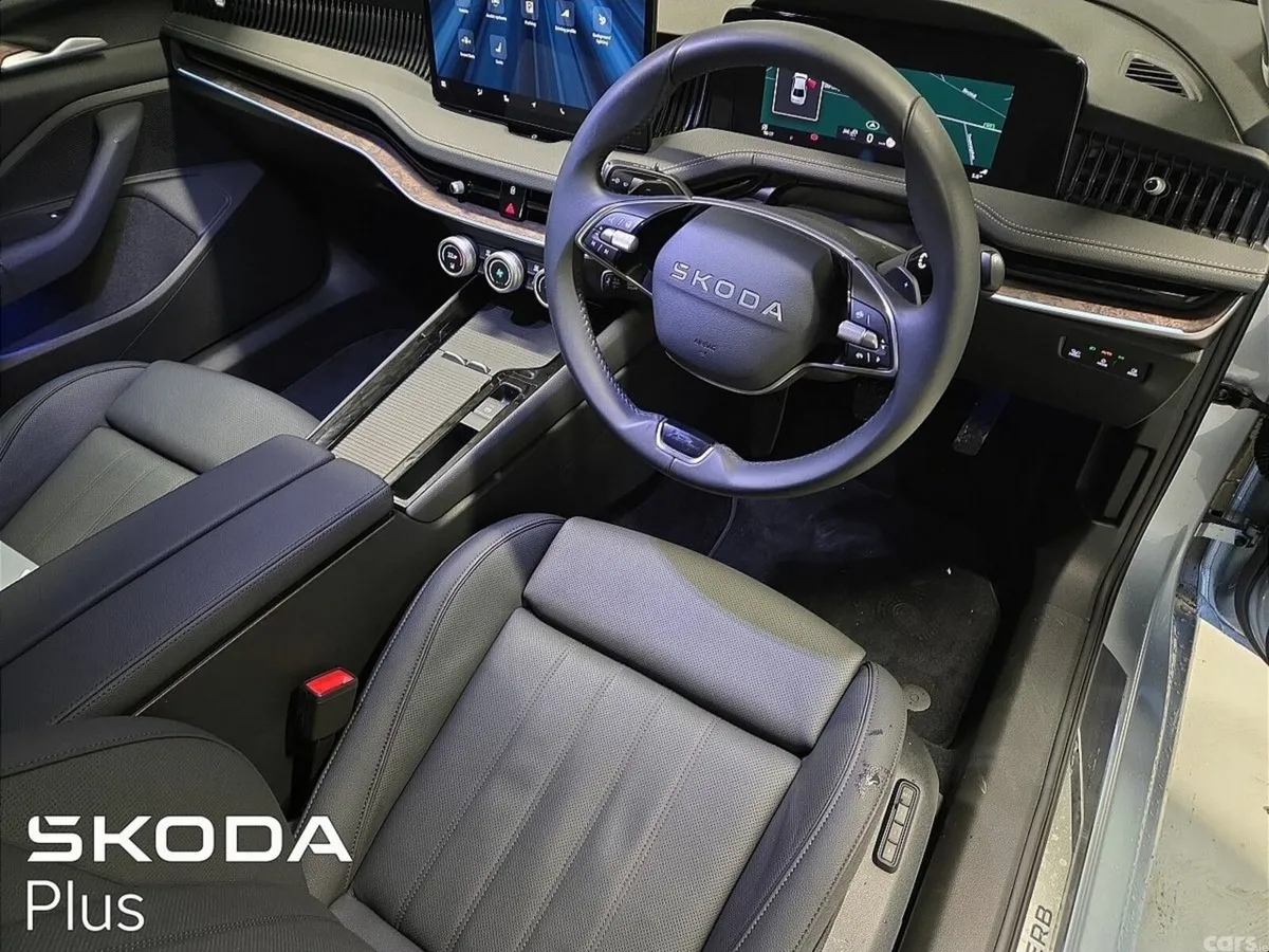Skoda Superb Saloon, Diesel, 2025, Grey