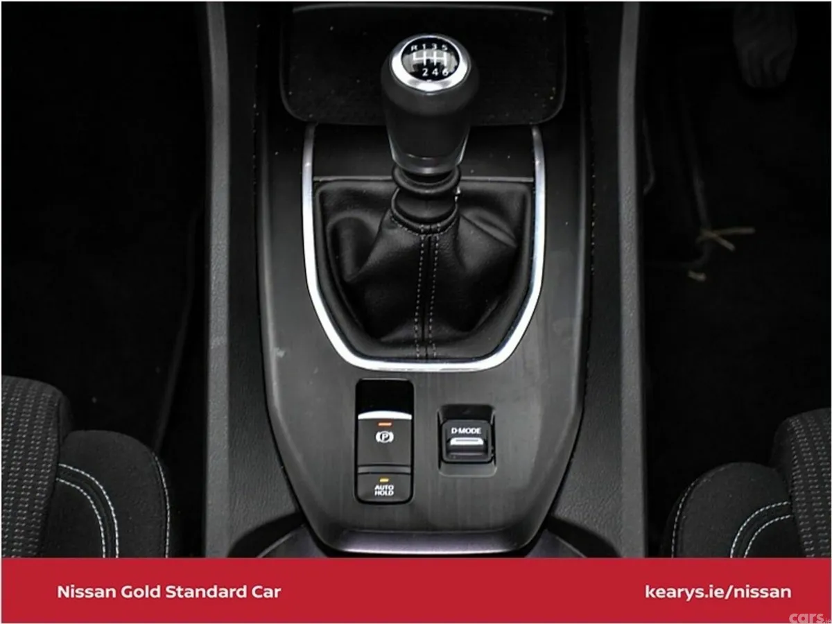 Nissan Qashqai SUV, Petrol, 2026, Red