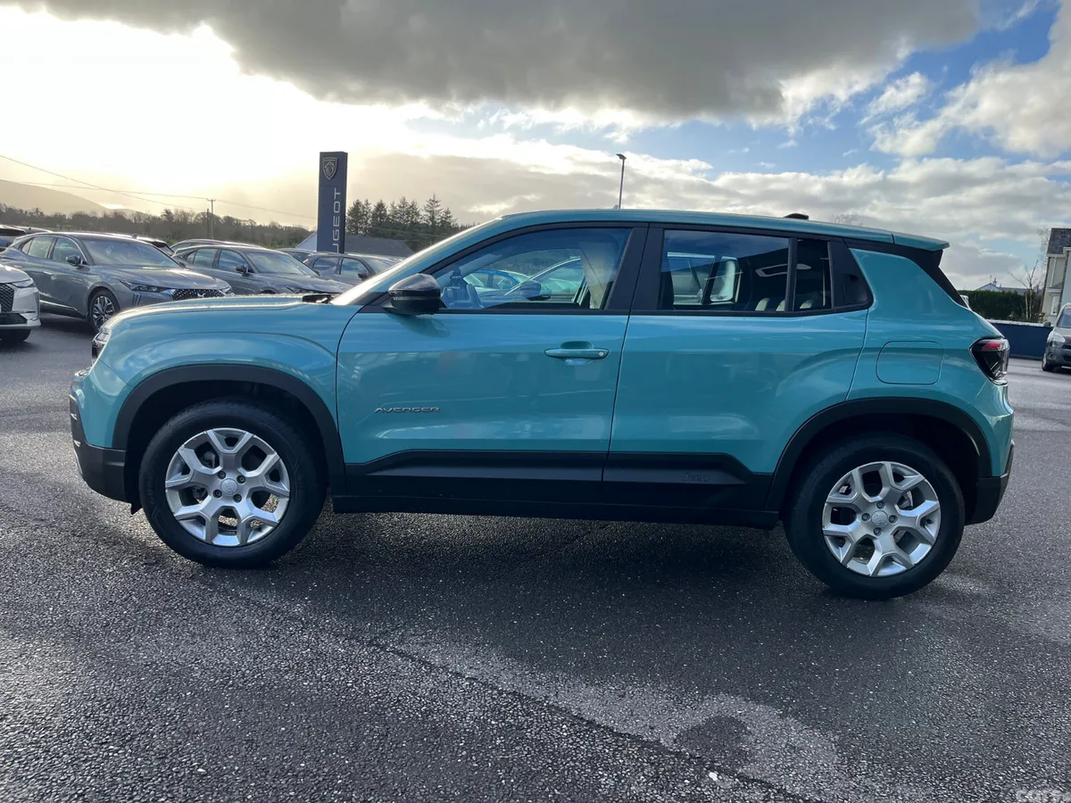 Jeep Avenger SUV, Petrol, 2025, Blue