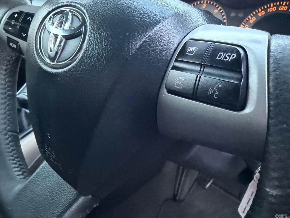 Toyota Auris Hatchback, Diesel, 2011, Black