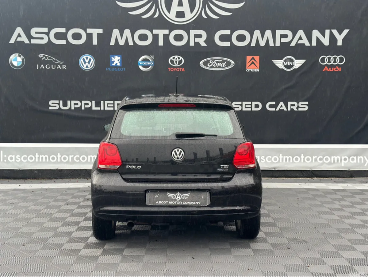 Volkswagen Polo Hatchback, Petrol, 2014, Black