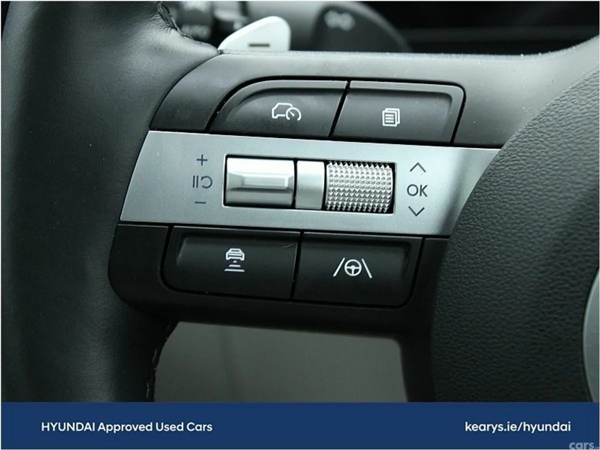 Hyundai Tucson SUV, Petrol Plug-in Hybrid, 2025, Red