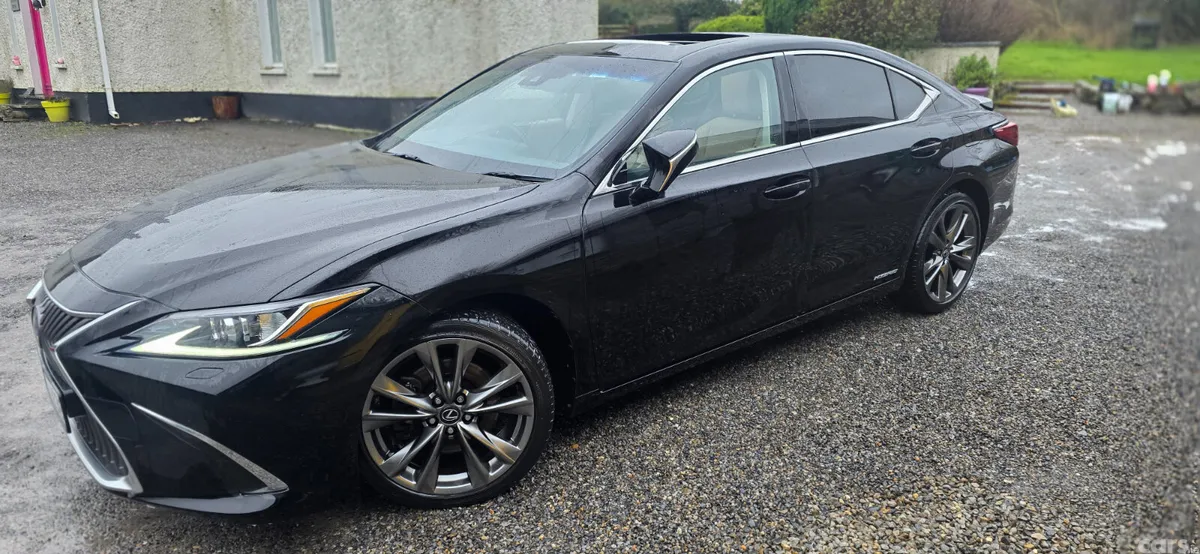Lexus ES Saloon, Petrol Hybrid, 2020, Black