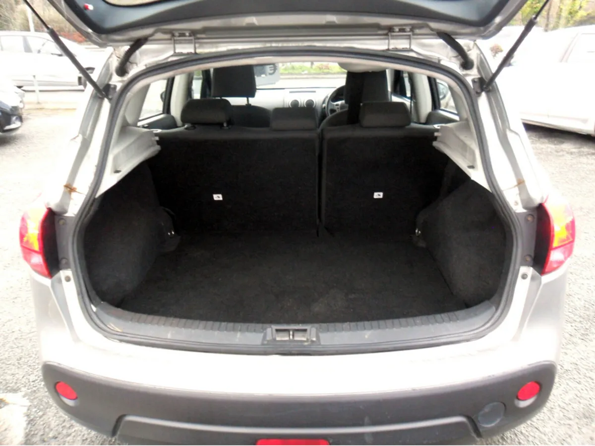 Nissan Qashqai Hatchback, Petrol, 2008, Silver