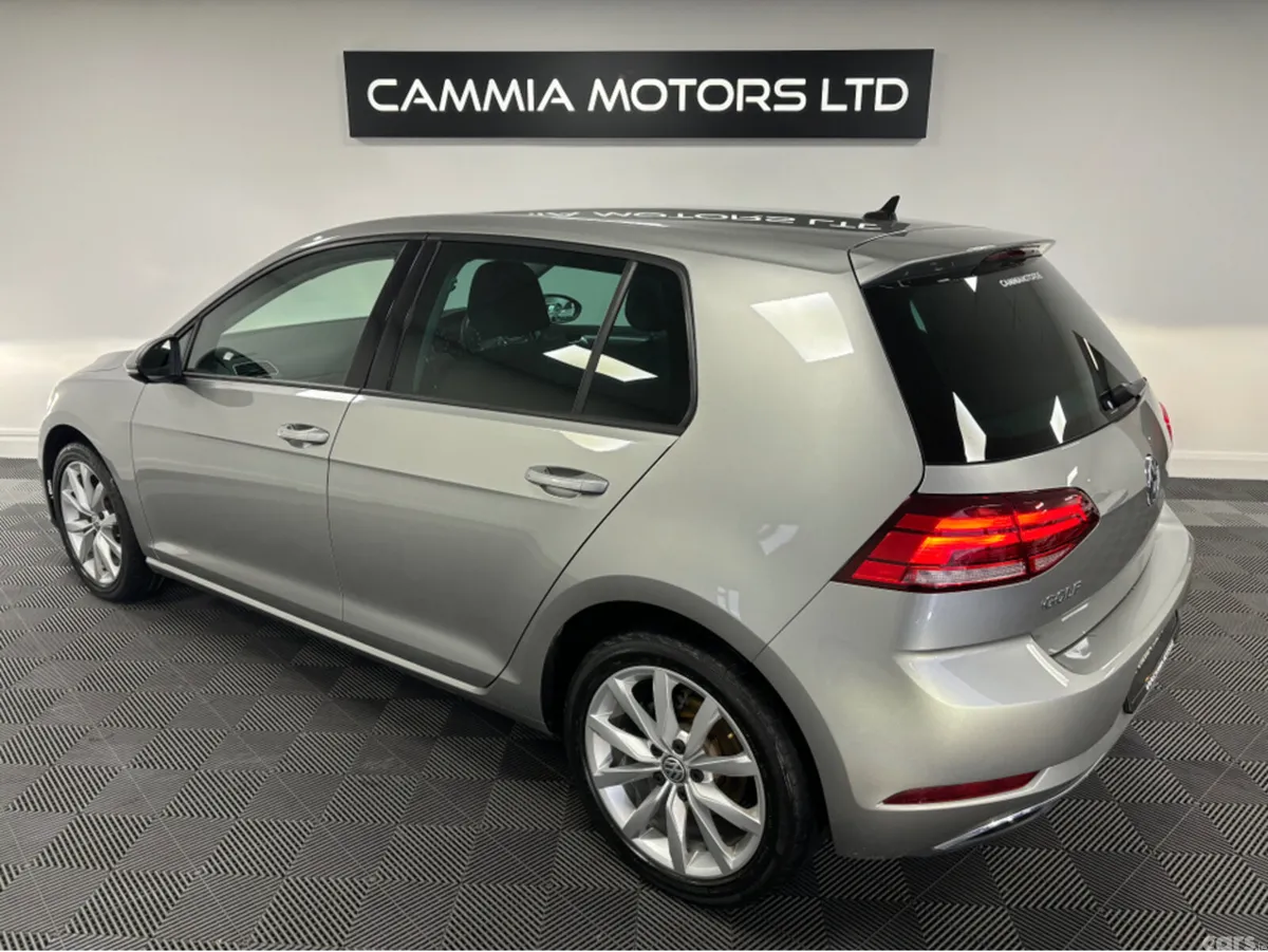 Volkswagen Golf Hatchback, Petrol, 2019, Silver