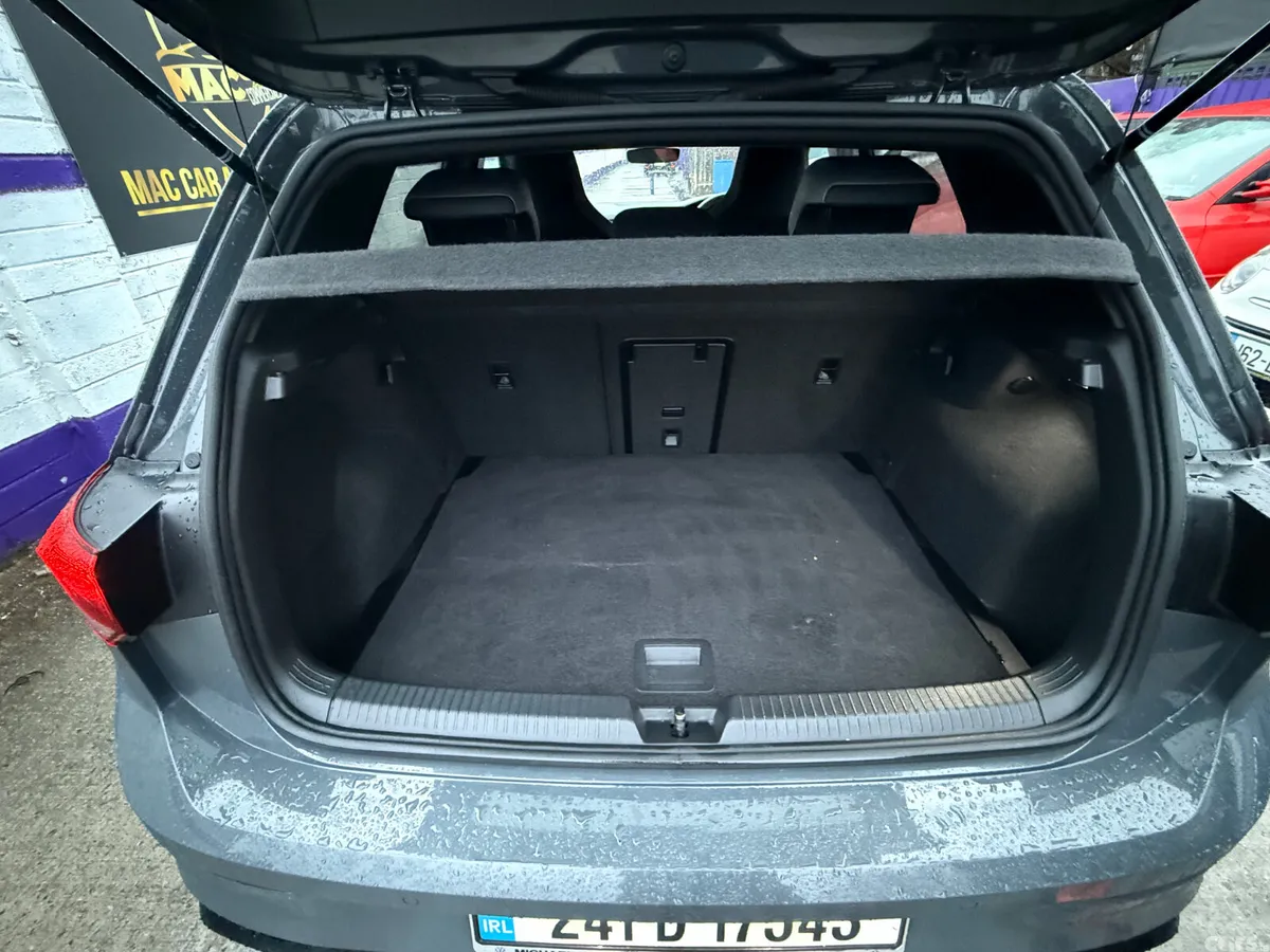 Volkswagen Golf Estate, Diesel, 2024, Grey