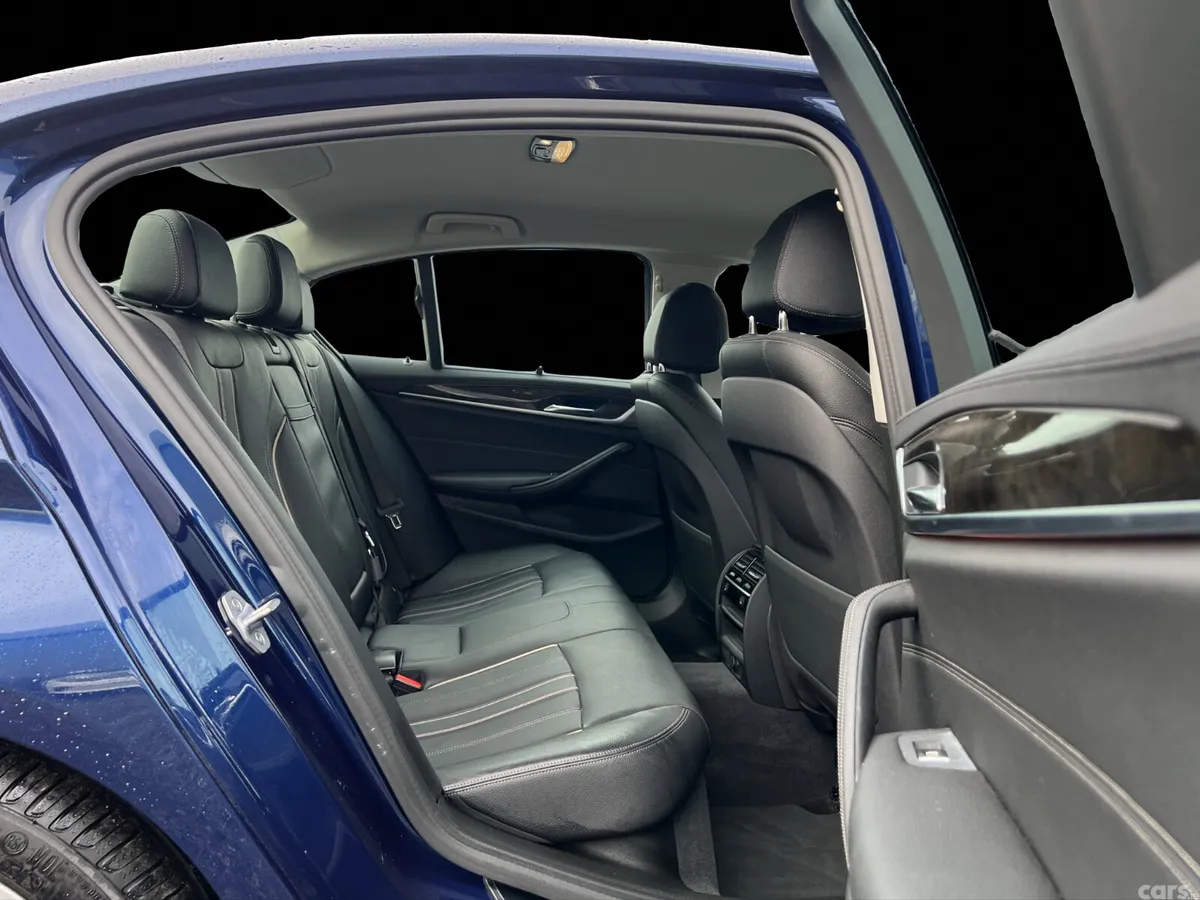 BMW 5-Series Saloon, Diesel, 2017, Blue