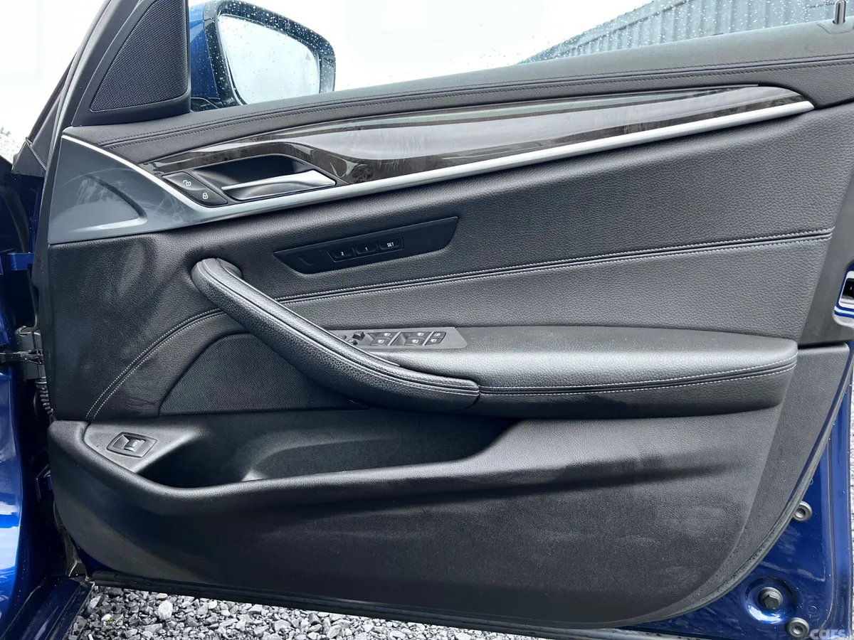 BMW 5-Series Saloon, Diesel, 2017, Blue