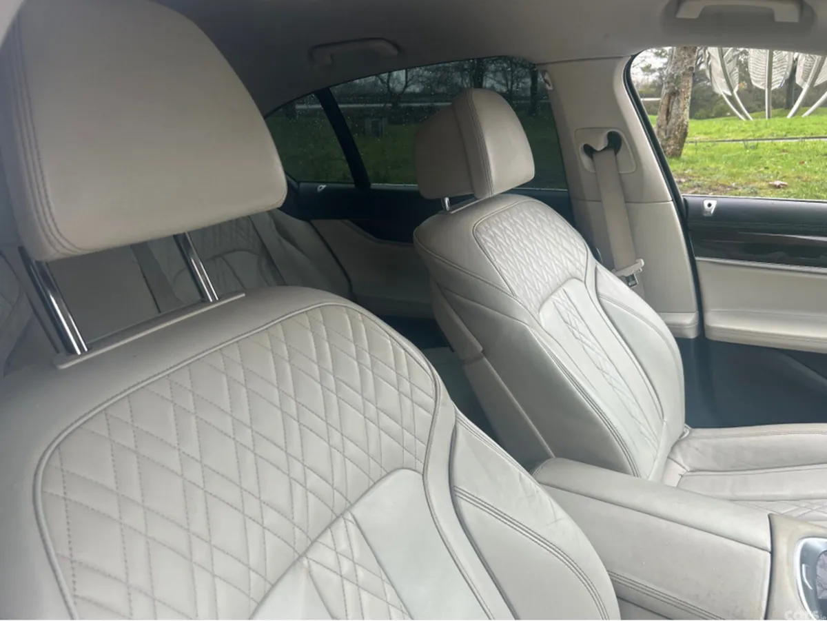 BMW 7-Series Saloon, Diesel, 2016, Black