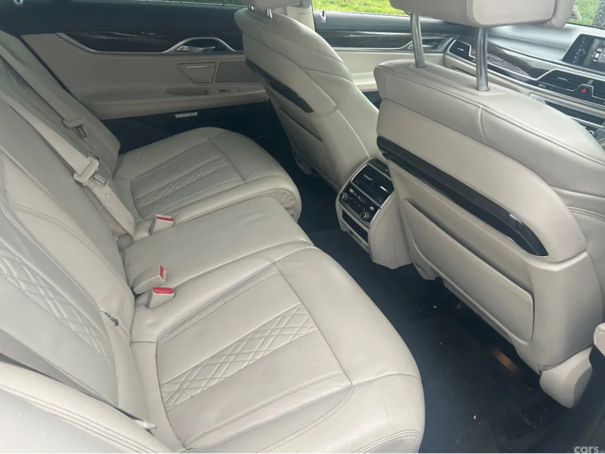BMW 7-Series Saloon, Diesel, 2016, Black