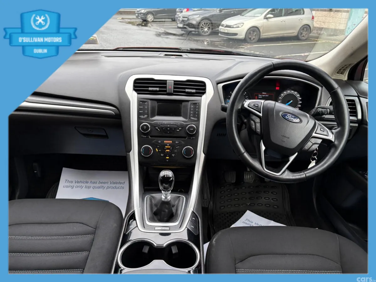 Ford Mondeo Hatchback, Diesel, 2016, Red