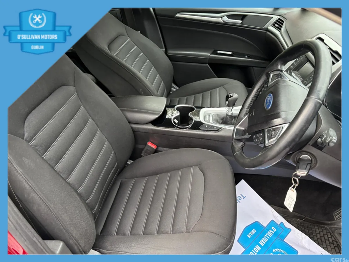 Ford Mondeo Hatchback, Diesel, 2016, Red