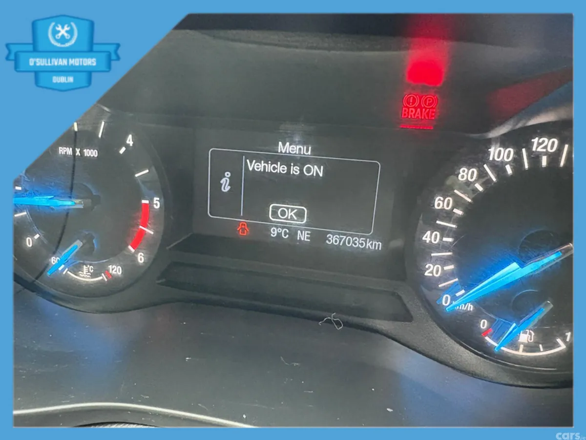 Ford Mondeo Hatchback, Diesel, 2016, Red