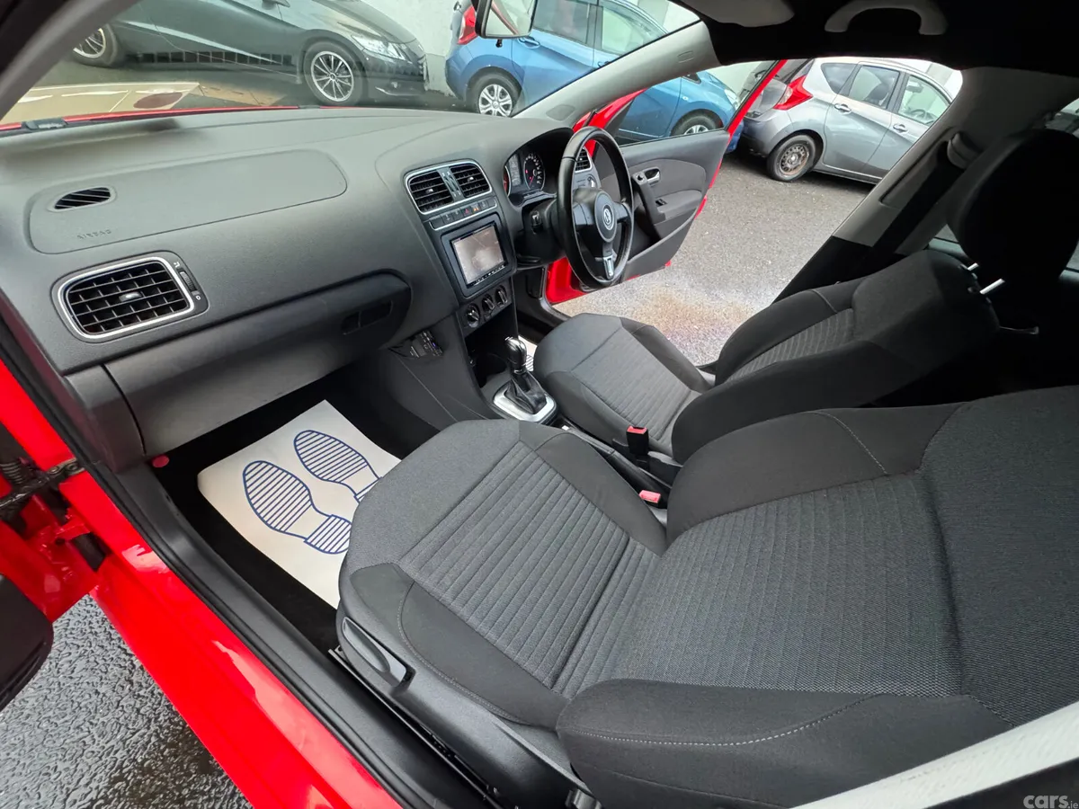 Volkswagen Polo Hatchback, Petrol, 2013, Red