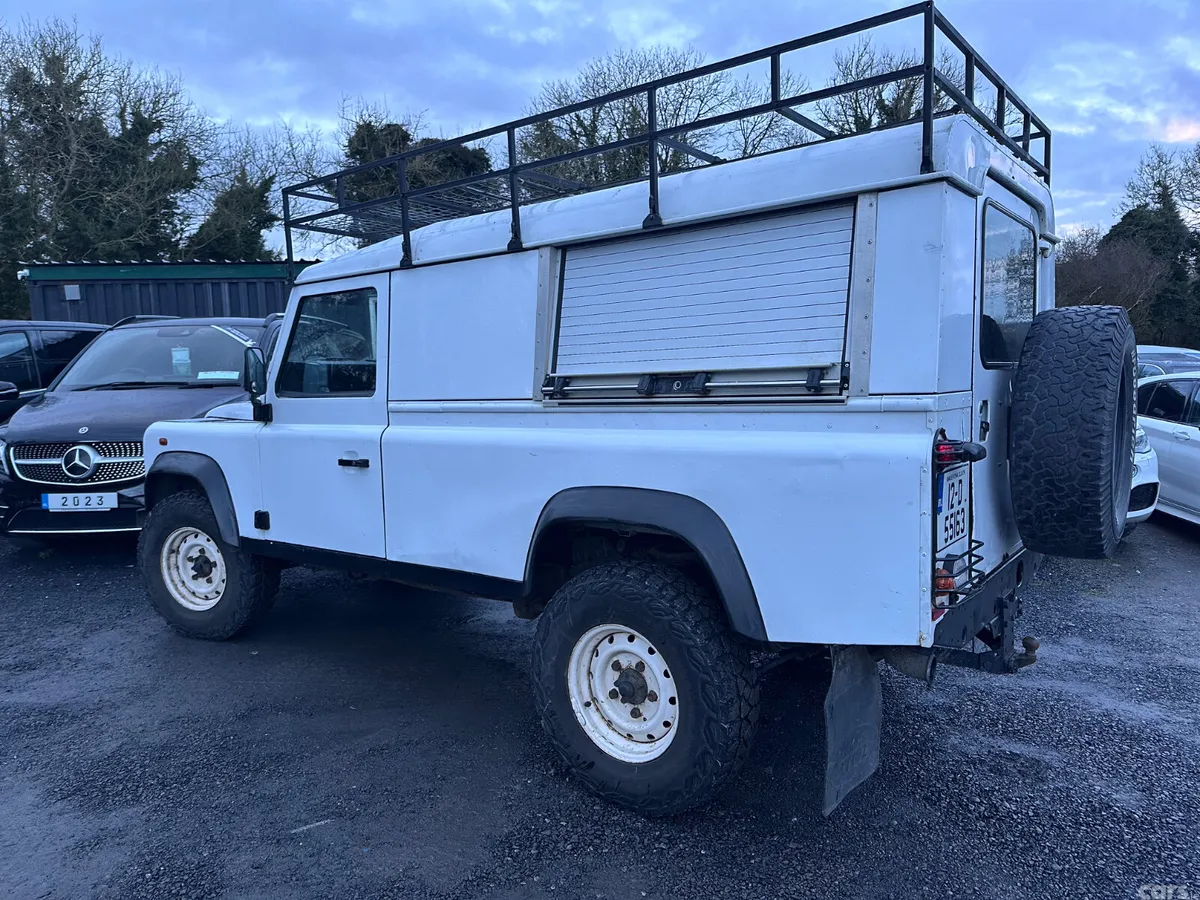 Land Rover Defender SUV, Diesel, 2012, White