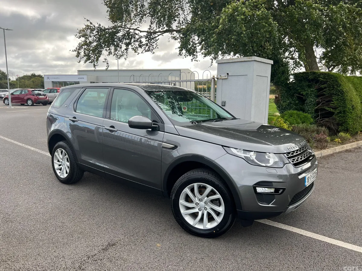 Land Rover Discovery SUV, Diesel, 2018, Grey