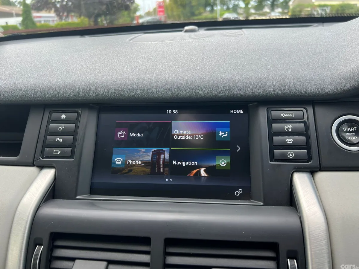 Land Rover Discovery SUV, Diesel, 2018, Grey