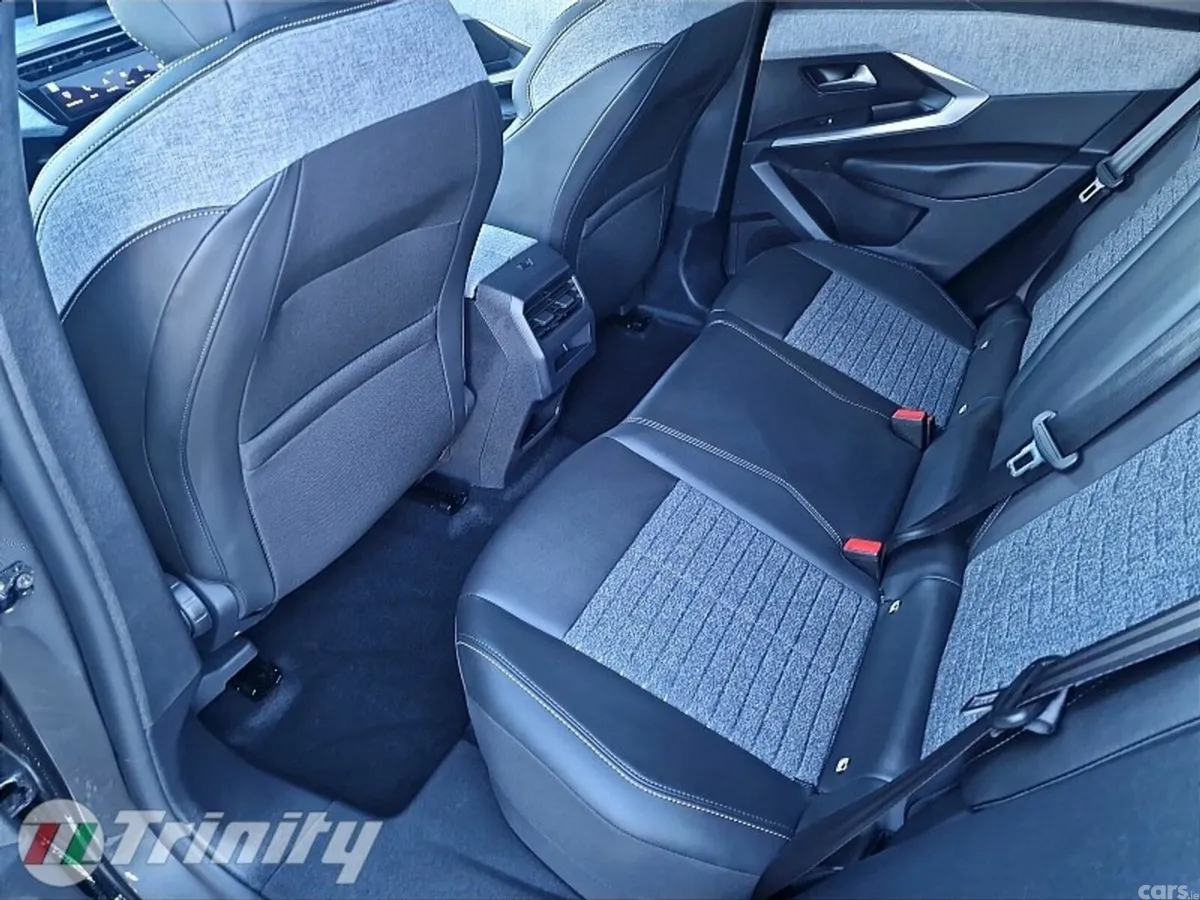 Peugeot 3008 SUV, Electric, 2026, Grey