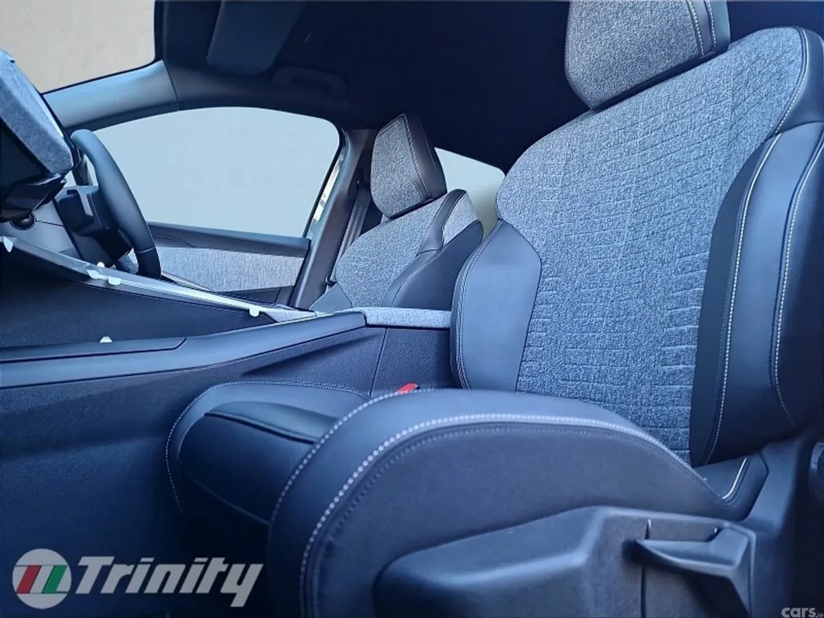 Peugeot 3008 SUV, Electric, 2026, Grey