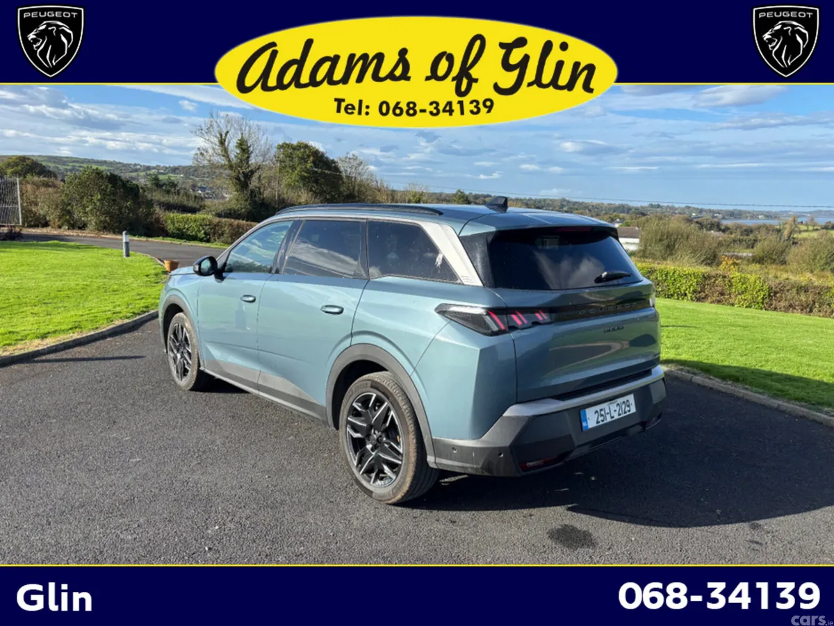 Peugeot 5008 MPV, Petrol Hybrid, 2025, Blue