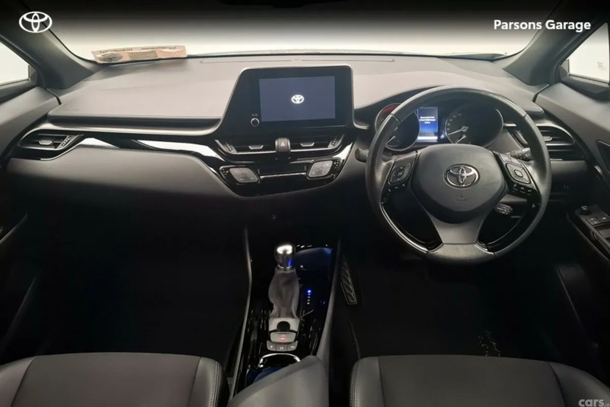 Toyota C-HR SUV, Petrol Hybrid, 2022, Grey